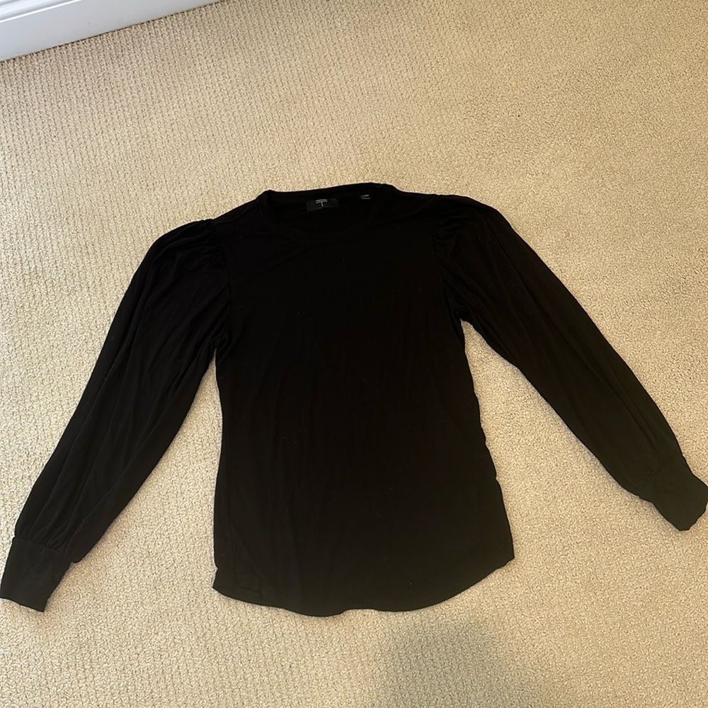Black shirt